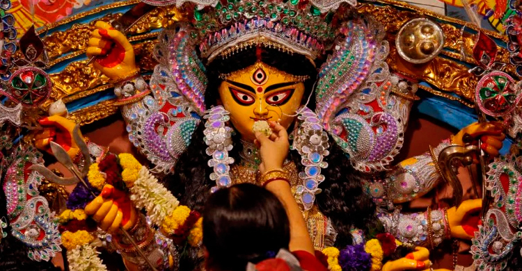 পশ্চিমবঙ্গে পূজামণ্ডপে দর্শনার্থী প্রবেশে আদালতের না
