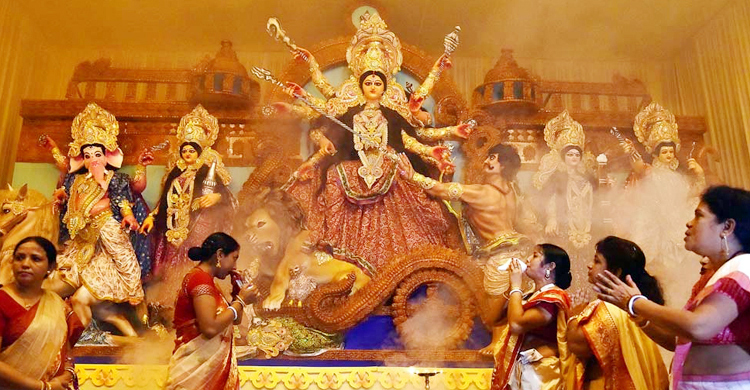 সন্ধ্যার পর দুর্গাপূজার মণ্ডপ বন্ধ রাখার সিদ্ধান্ত