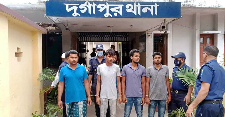 রাজশাহীতে র‍্যাবের হাতে গ্রেফতার ৪