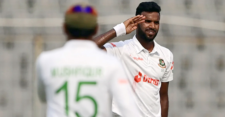 ১৯৯ রানের জুটি ভাঙলেন এবাদত