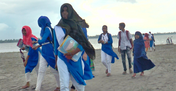 নেই মাধ্যমিক স্কুল, উচ্চশিক্ষা থেকে বঞ্চিত চরাঞ্চলের শিশুরা