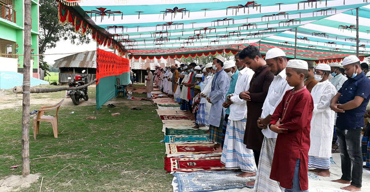 সৌদির সঙ্গে মিল রেখে মাদারীপুরের ৪০ গ্রামে ঈদের জামাত