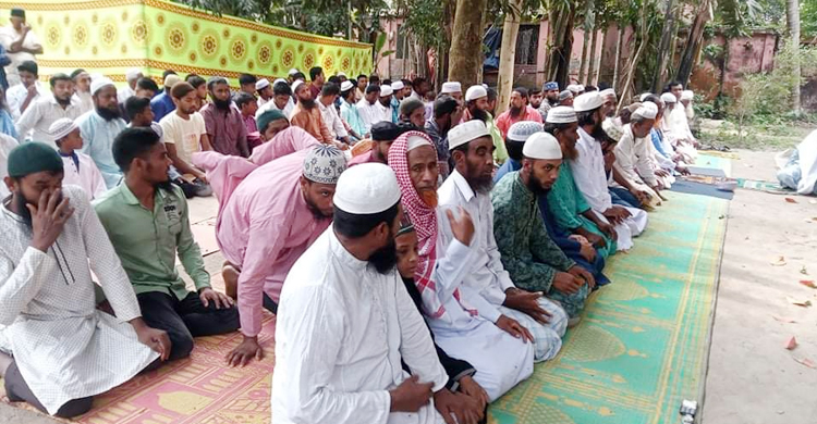 সরিষাবাড়ীতে ১৩ গ্রামে ঈদ উদযাপন