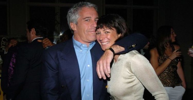 Epstein ex-girlfriend Ghislaine Maxwell arrested