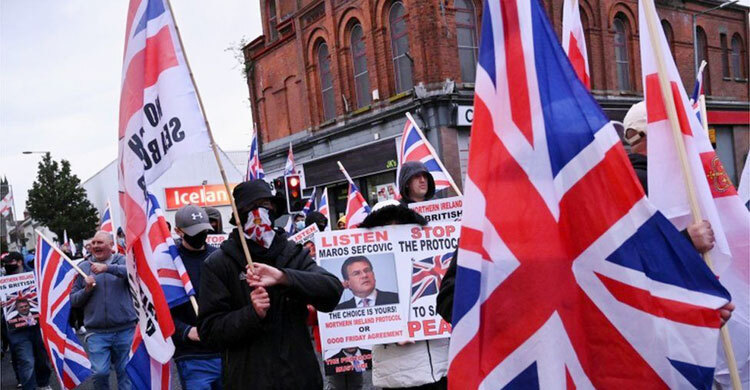 Brexit: EU to reveal new proposals on Northern Ireland Protocol