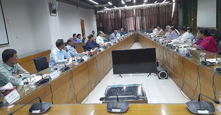 ‘গ্রহণযোগ্যতা তৈরি হলে ইভিএম চাই, নইলে নয়’