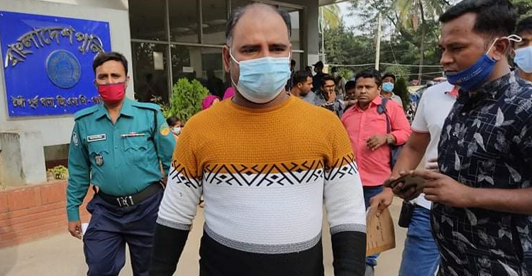 টঙ্গীতে সংঘবদ্ধ চাঁদাবাজ চক্রের হোতাসহ দুজন গ্রেফতার