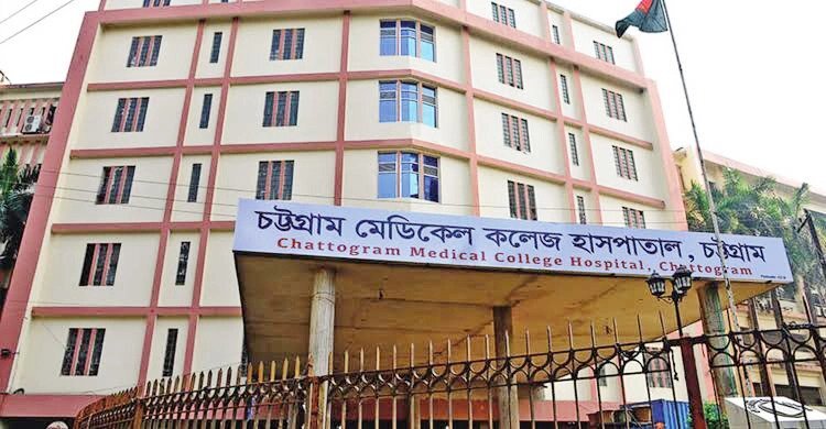 বোয়ালখালীতে মোটরসাইকেলের ধাক্কায় ভ্যানচালক নিহত