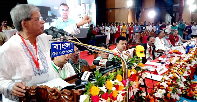 সরকার দেশকে ভাগাড়ে পরিণত করেছে: ফখরুল