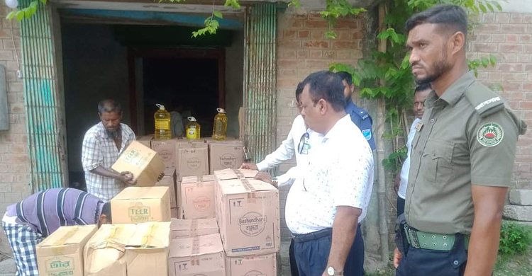 ফরিদপুরে তেল মজুত রাখায় লাখ টাকা জরিমানা, বন্ধ ব্যবসাপ্রতিষ্ঠান