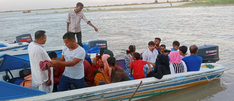 ঈদে ফরিদপুরের ১৩ বিনোদনকেন্দ্রে মানুষের ঢল