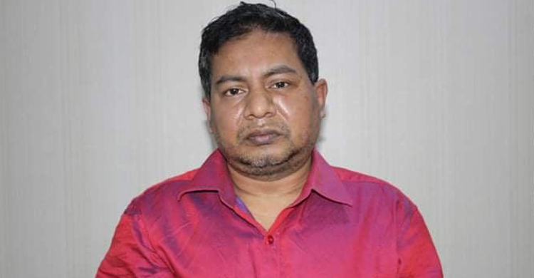 চিফ হুইপ-মেয়র-যুবলীগ সভাপতির ফেসবুক চালাতেন তিনি