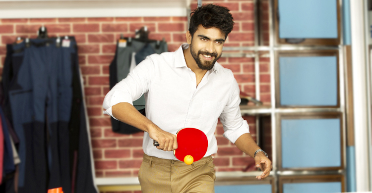 আরামদায়ক ও ট্রেন্ডি লুকে সারা’র ফরমাল আউটফিট