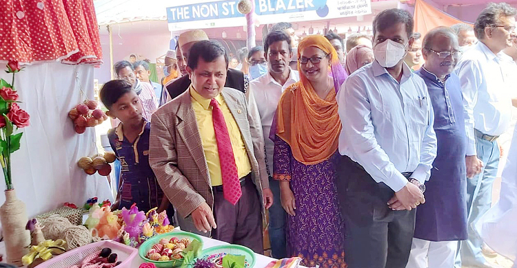 নাটোরে শুরু হলো মাসব্যাপী ‘বিসিক-ঐক্য স্বাধীনতা মেলা’