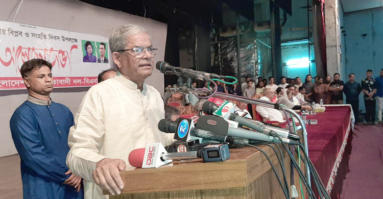 চুনোপুঁটি ধরে সরকার তাদের দুর্নীতি আড়াল করতে চায়