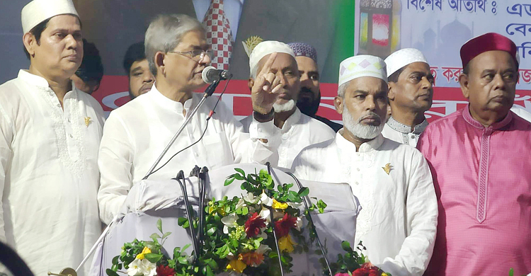 গণতন্ত্রের লেবাস পরে সরকার একদলীয় শাসন চালু করেছে: ফখরুল