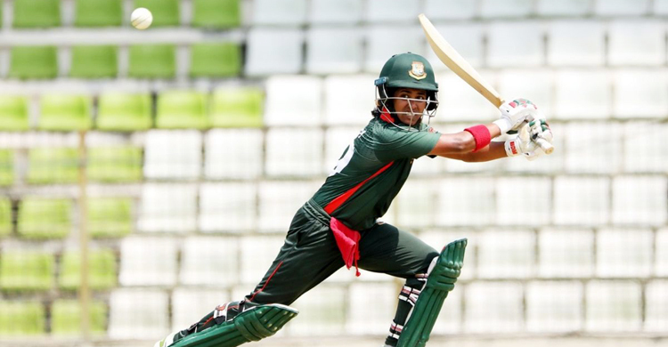 সাত রানেই ইতিহাসের পাতায় ফারজানা পিংকি