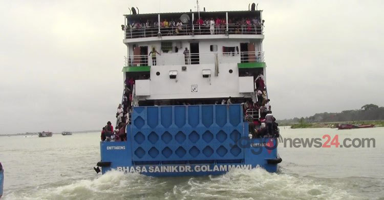 ৫ ঘণ্টা পর দৌলতদিয়া-পাটুরিয়ায় ফেরি চলাচল শুরু