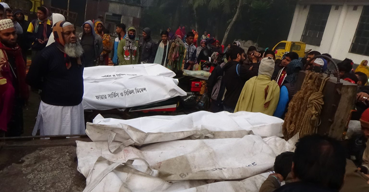 ঘন কুয়াশার কারণেই হয়েছে বাস-মাইক্রোবাস সংঘর্ষ