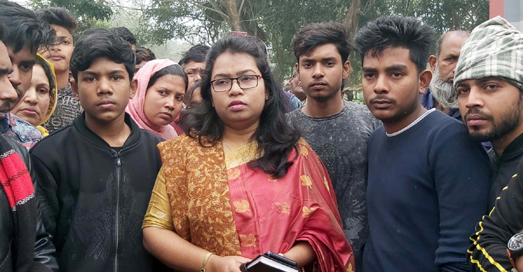 টাকা নিয়ে জমা দেননি শিক্ষক, ৮ শিক্ষার্থীর এসএসসি পরীক্ষা শেষ