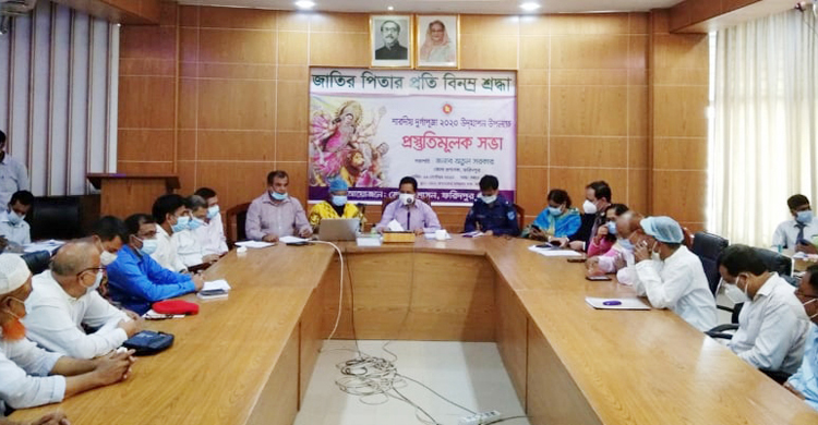 ‘মাস্ক ছাড়া কেউ মণ্ডপ এলাকায় প্রবেশ করতে পারবেন না’