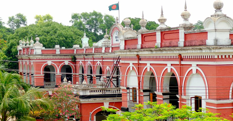 জামিন নিতে গিয়ে আদালতের কাঠগড়ায় প্রাণ গেলো আসামির