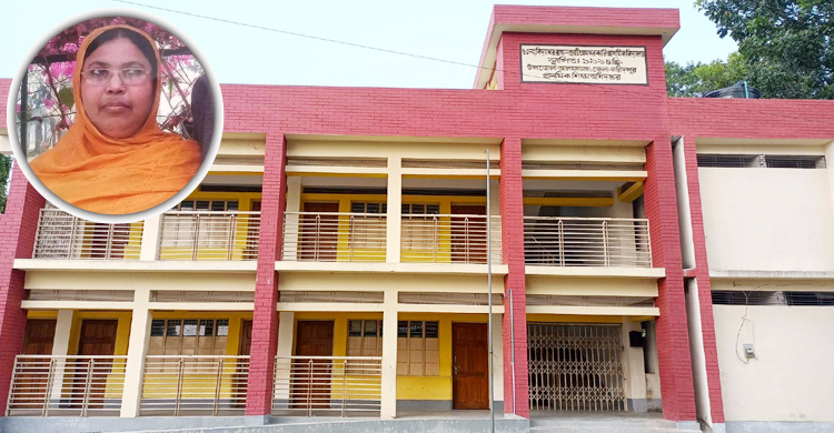 টাকা দিলে পাস, না দিলে ফেল করিয়ে দেন প্রধান শিক্ষক!