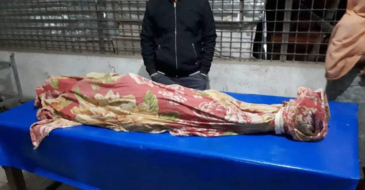 ব্যাডমিন্টনের কর্ক নামাতে গিয়ে প্রাণ গেল মাদরাসা ছাত্রের