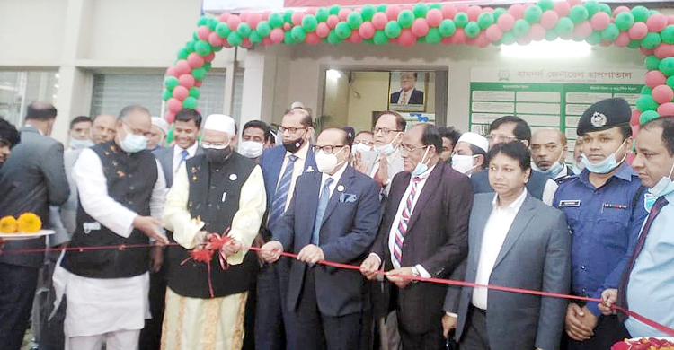 সাধারণ মানুষের সেবা অগ্রাধিকার দিয়ে হাসপাতাল পরিচালনা করুন