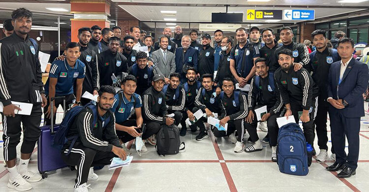সাবিনাদের সাফ জেতা মাঠে এবার জামালদের পরীক্ষা