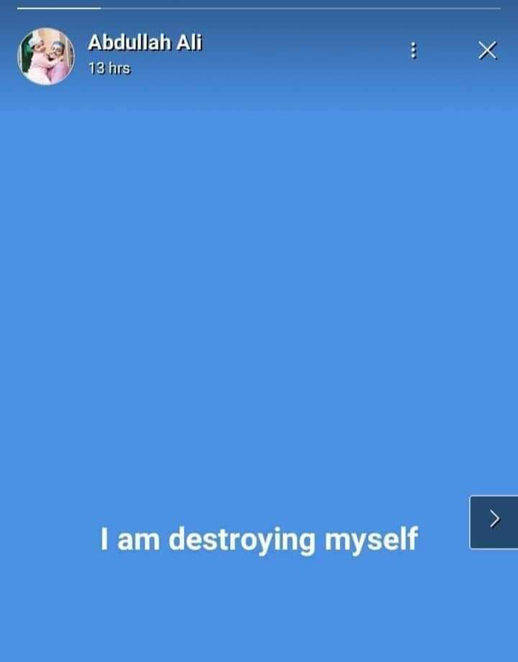 নরসিংদীতে কলেজশিক্ষকের ঝুলন্ত মরদেহ উদ্ধার, ছাত্রী আটক