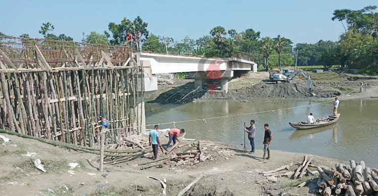 অবকাঠামো উন্নয়নে বদলে যাচ্ছে ফেনীর গ্রামীণ দৃশ্যপট