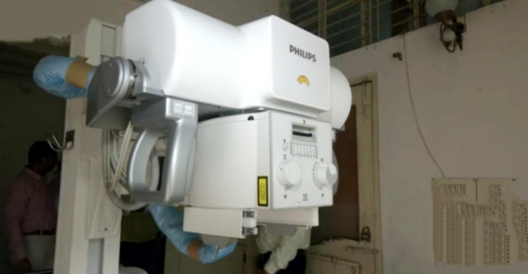 টেকনোলজিস্টের অভাবে ‘বাক্সবন্দি’ এক্স-রে মেশিন