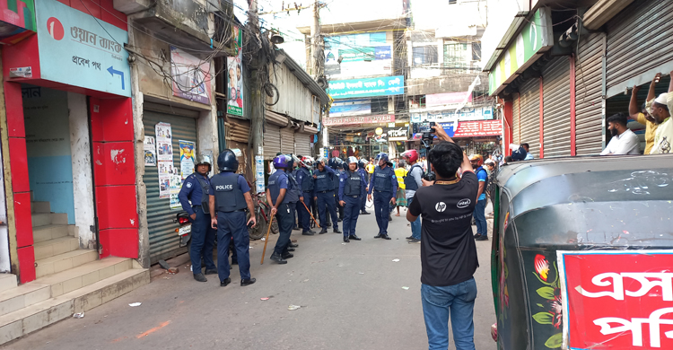 ফেনীতে ছাত্রদলের মিছিলে পুলিশের লাঠিচার্জ, আটক ৫