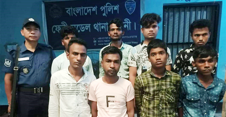 ক্যাম্প থেকে পালিয়ে ফেনীতে ৮ রোহিঙ্গা