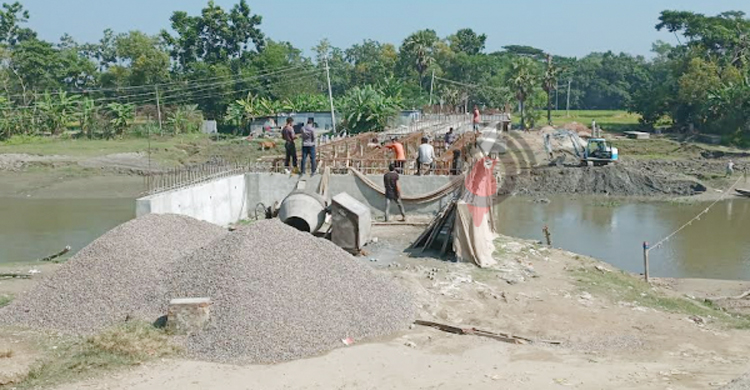 অবকাঠামো উন্নয়নে বদলে যাচ্ছে ফেনীর গ্রামীণ দৃশ্যপট