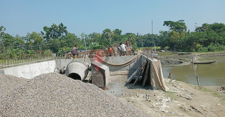 অবকাঠামো উন্নয়নে বদলে যাচ্ছে ফেনীর গ্রামীণ দৃশ্যপট