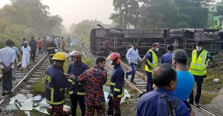ঢাকা-চট্টগ্রাম রেলপথের ফেনী অংশে অনুমোদনহীন ১২ ক্রসিং