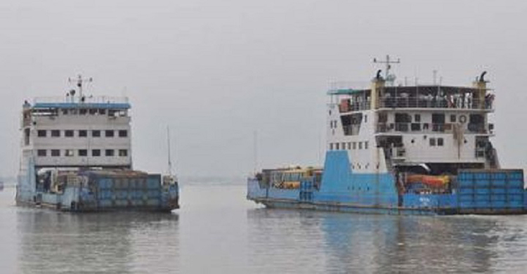 ১০ ঘণ্টা পর স্বাভাবিক দৌলতদিয়া-পাটুরিয়া নৌরুট