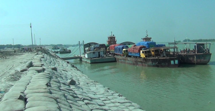 কাঁঠালবাড়ী ঘাট সরে বাংলাবাজারে