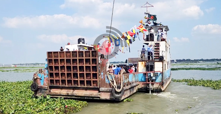 চার বছর পর মুন্সিগঞ্জ-গজারিয়া ফেরি চলাচল শুরু