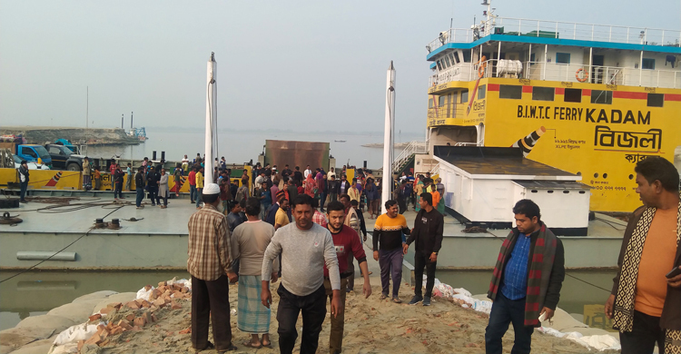 জৌকুড়া-নাজিরগঞ্জ রুটে ফেরি চলাচল শুরু