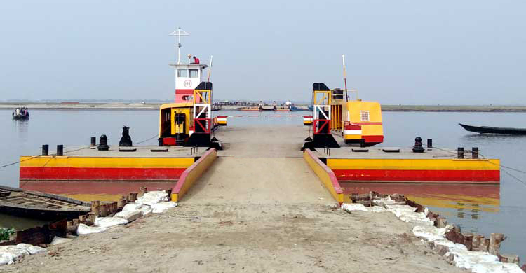 ঝড়ে পন্টুন ক্ষতিগ্রস্ত, কিশোরগঞ্জের ধনু নদীতে ফেরি চলাচল বন্ধ