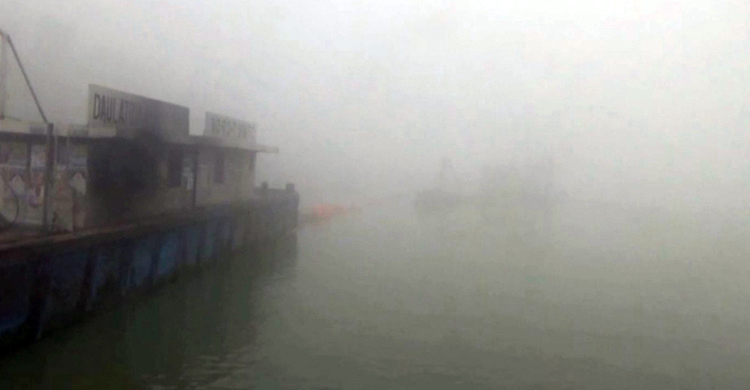 ভোর থেকে দৌলতদিয়া-পাটুরিয়া ফেরি চলাচল বন্ধ