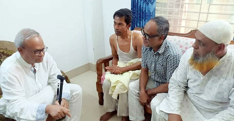 প্রতিটি আঘাতের উত্তর সময় হলেই দেওয়া হবে: রিজভী