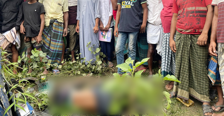 নরসিংদীতে পিকআপে ট্রেনের ধাক্কা, নিহত ৩