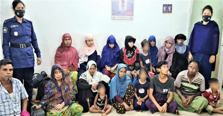 মালয়েশিয়ায় পাচারকালে ১৮ রোহিঙ্গা উদ্ধার, ২ দালাল আটক