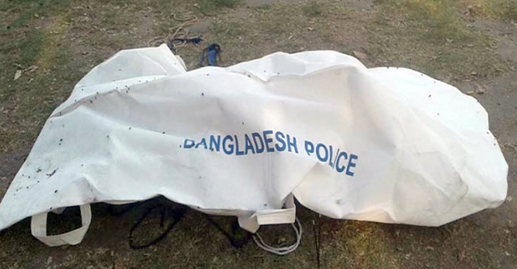 খেলার সময়ে গাছের ডাল পড়ে শিশুর মৃত্যু