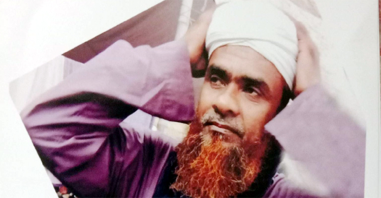 তিন স্ত্রী রেখে অন্যের বউ নিয়ে পালালেন সাবেক ইমাম