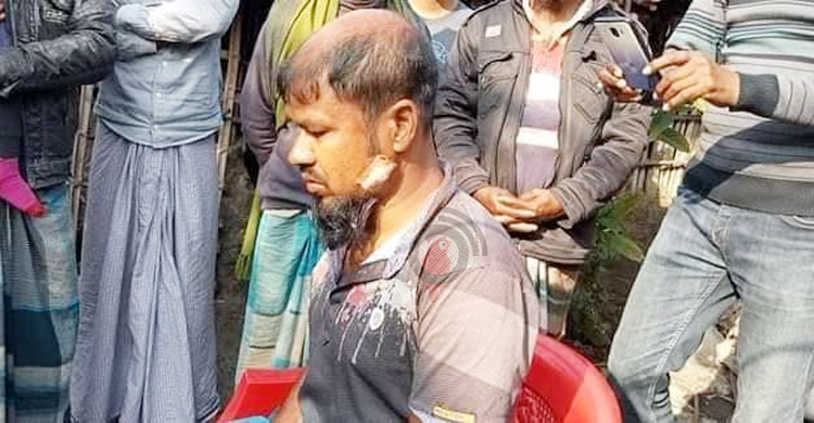 সুন্দরবনে বাঘের সঙ্গে লড়াই করে ফিরে এলেন হায়াত